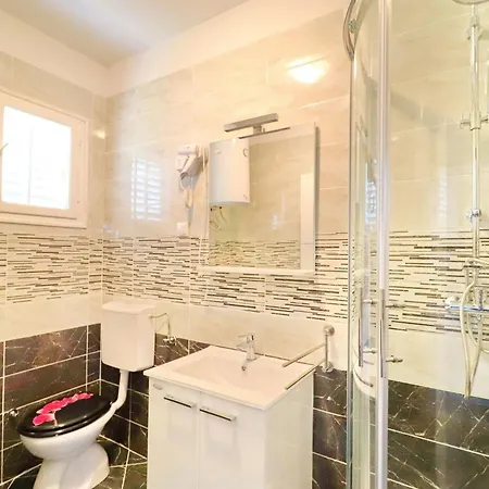 Marjana Pri Ba - Two Bedroom With Terrace And Partial Sea View