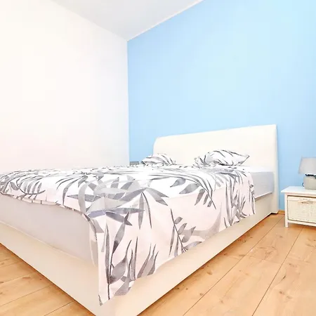 Marjana Pri Ba - Two Bedroom With Terrace And Partial Sea View