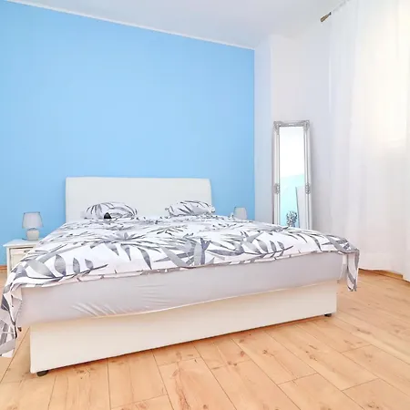 Marjana Pri Ba - Two Bedroom With Terrace And Partial Sea View Apartment *