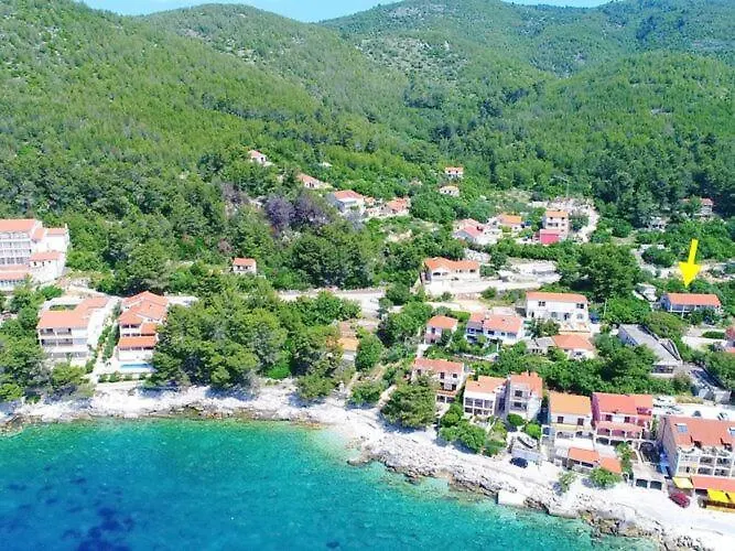 Marjana With Terrace Apartmán Prizba